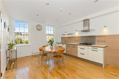 4/4 Brunswick Street, Hillside, Edinburgh, EH7 5JD - image 4