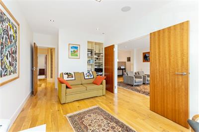 4/4 Brunswick Street, Hillside, Edinburgh, EH7 5JD - image 8