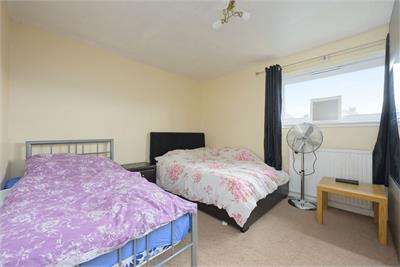 142 Izatt Avenue, Dunfermline, KY11 3BB - image 12
