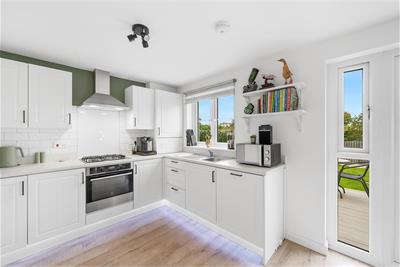 112 South Larch Road, Dunfermline, KY11 4NZ - image 4