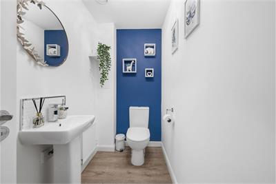 112 South Larch Road, Dunfermline, KY11 4NZ - image 8