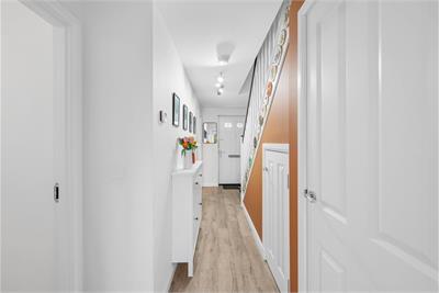 112 South Larch Road, Dunfermline, KY11 4NZ - image 9