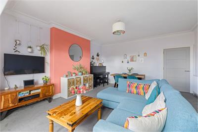127/2 Mayfield Road, Newington, Edinburgh, EH9 3AJ - image 4