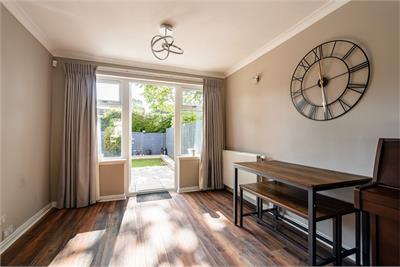 9 Barnton Park Place, Edinburgh, EH4 6ET - image 3