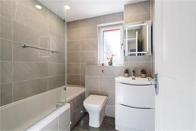 9 Barnton Park Place, Edinburgh, EH4 6ET - image 7