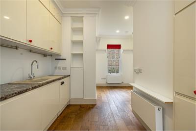 The Dolls House, Smith's Wynd, Jedburgh, TD8 6EP - image 5