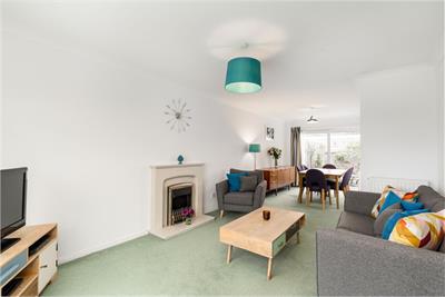 60 The Spinney, Edinburgh, EH17 7LE - image 3
