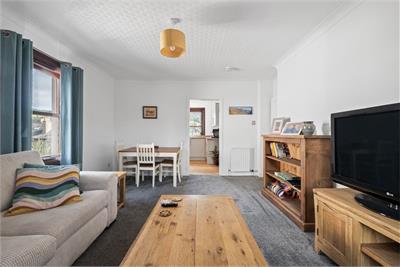 15 Connor Street, Peebles, EH45 8HD - image 4