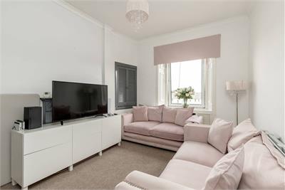 16/11 Moat Street, Edinburgh, EH14 1PL - image 2