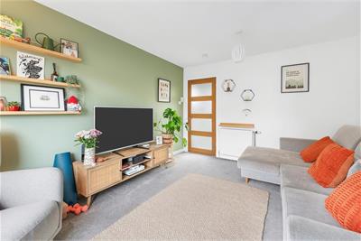 26 Skye Road, Dunfermline, KY11 4DS - image 4