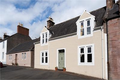 83 Drumlanrig Street, Thornhill, DG3 5LY - image 1