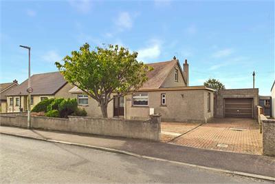 Seabreeze, 7 Sandycraig Road, Pittenweem, Anstruther, KY10 2PX - image 1