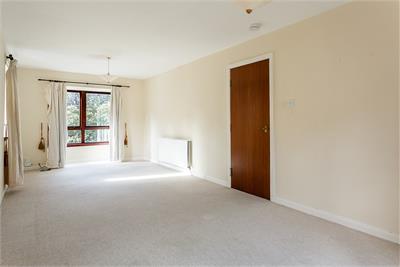 81/5 Easter Warriston, Edinburgh, EH7 4QY - image 4