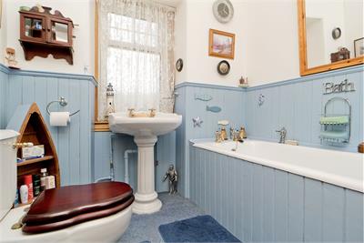 8 The Green, Selkirk, TD7 5AA - image 10