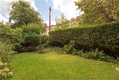 1/5 Thistle Place, Viewforth, Edinburgh, EH11 1JH - image 12