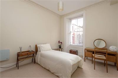 1/5 Thistle Place, Viewforth, Edinburgh, EH11 1JH - image 5