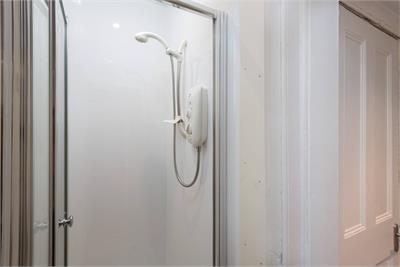 1/5 Thistle Place, Viewforth, Edinburgh, EH11 1JH - image 10