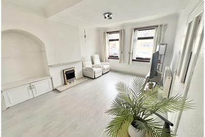 3 Watson Terrace, Irvine, KA12 0JA - image 2