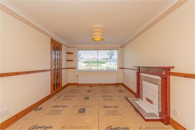 52 Eskbank Road, Bonnyrigg, EH19 3AR - image 2