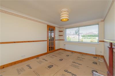 52 Eskbank Road, Bonnyrigg, EH19 3AR - image 3