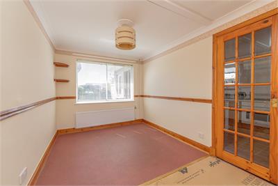 52 Eskbank Road, Bonnyrigg, EH19 3AR - image 6