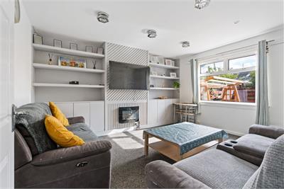 102 Craigentinny Road, Edinburgh, EH7 6RW - image 2