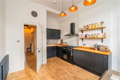 4 (1F1) Balcarres Street, Morningside, Edinburgh, EH10 5JB - image 8