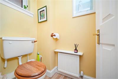 15 Crame Terrace, Eskbank, EH22 3JP - image 7