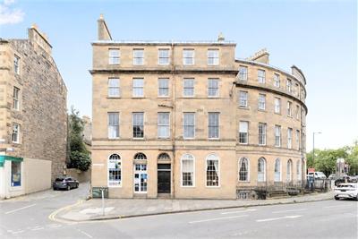 2 (flat 7), Huntly Street, Canonmills, Edinburgh, EH3 5HB - image 1