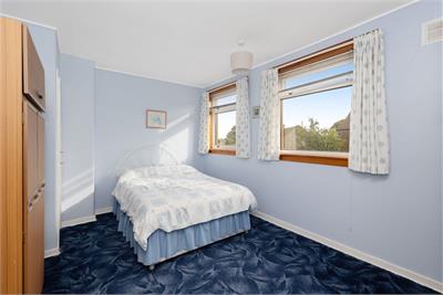 17 Dolphin Avenue, Currie, Edinburgh EH14 5RL - image 6