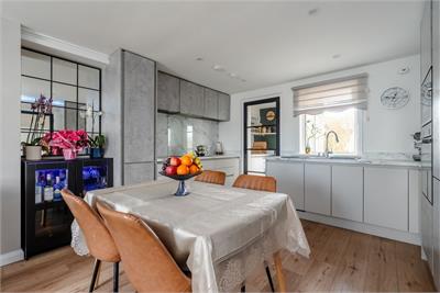 35 Meadow Place Road, Edinburgh, EH12 7UJ - image 3