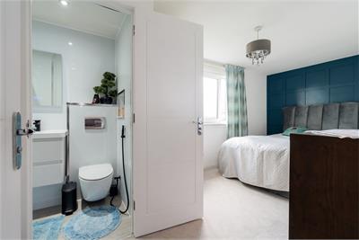 35 Meadow Place Road, Edinburgh, EH12 7UJ - image 7