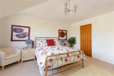 7B Devon Place, Haymarket, Edinburgh, EH12 5HJ - image 11