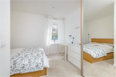 6 Watson Crescent Lane, EH11 1FB - image 17