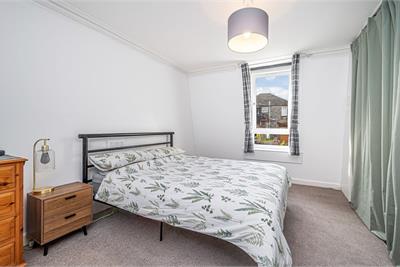18A First Floor Left, Shamrock Street, Dunfermline, KY12 0JQ - image 7