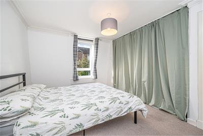 18A First Floor Left, Shamrock Street, Dunfermline, KY12 0JQ - image 8