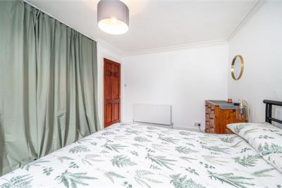 18A First Floor Left, Shamrock Street, Dunfermline, KY12 0JQ - image 9