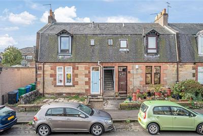 18A First Floor Left, Shamrock Street, Dunfermline, KY12 0JQ - image 1