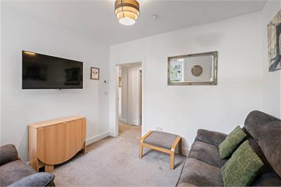 19 Ryehill Place, Leith Links, Edinburgh, EH6 8EP - image 3