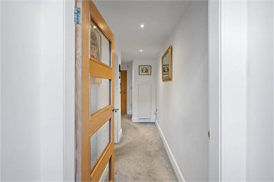 19 Ryehill Place, Leith Links, Edinburgh, EH6 8EP - image 8