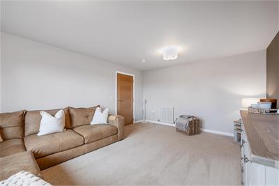 60 Hillend Road, Inverkeithing, KY11 1PL - image 4