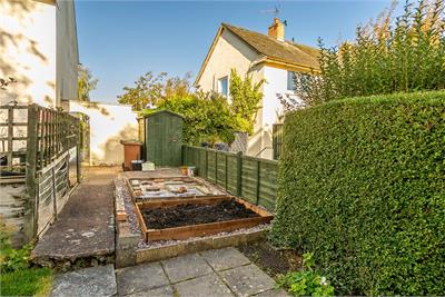 35 Ravenswood Avenue, Edinburgh, EH16 5SL - image 19