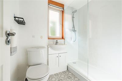 12/6 Oxgangs Avenue, Edinburgh, EH13 9JB - image 11