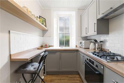 2 Argyll Terrace, Dalry, Edinburgh, EH11 2BR - image 5