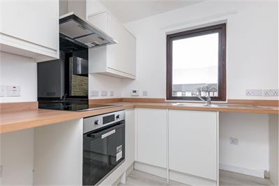 42/6 North Meggetland, Edinburgh, EH14 1XQ - image 5