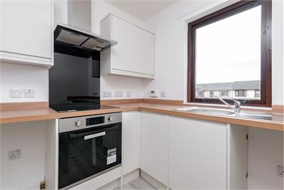 42/6 North Meggetland, Edinburgh, EH14 1XQ - image 6