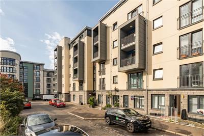 22/22 Lochend Butterfly Way, Edinburgh, EH7 5BF - image 1