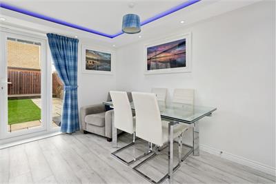 15 Bowes Place, The Wisp, Edinburgh, EH16 4WL - image 4