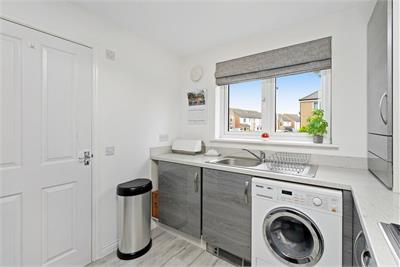15 Bowes Place, The Wisp, Edinburgh, EH16 4WL - image 5