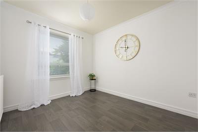 23 Kinnis Court, Dunfermline, KY11 4XJ - image 7